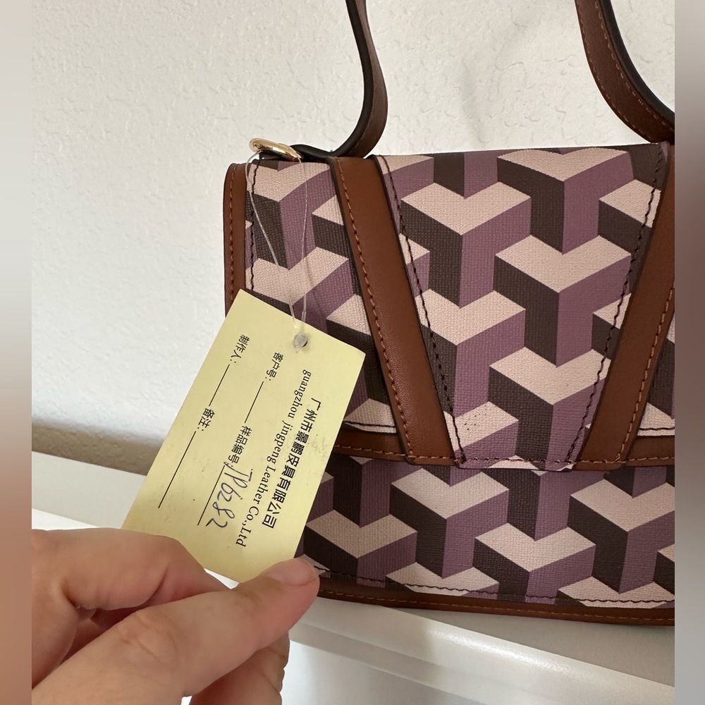 Print Crossbody With Pattern Webbed Shoulder Stra… - image 3